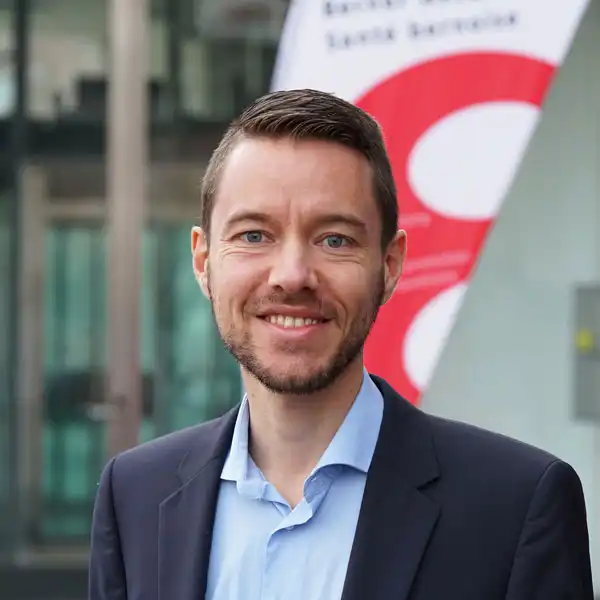 Portrait von Pascal Bieri, Geschäftsleitung 2024 der Stiftung Berner Gesundheit